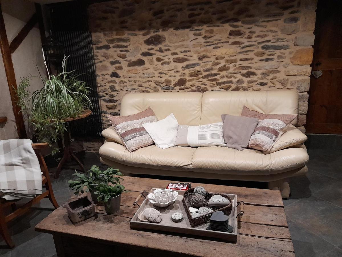 Les Hotes Du Lac, Chambres Et Tables D'Hotes Mandailles  Exterior foto
