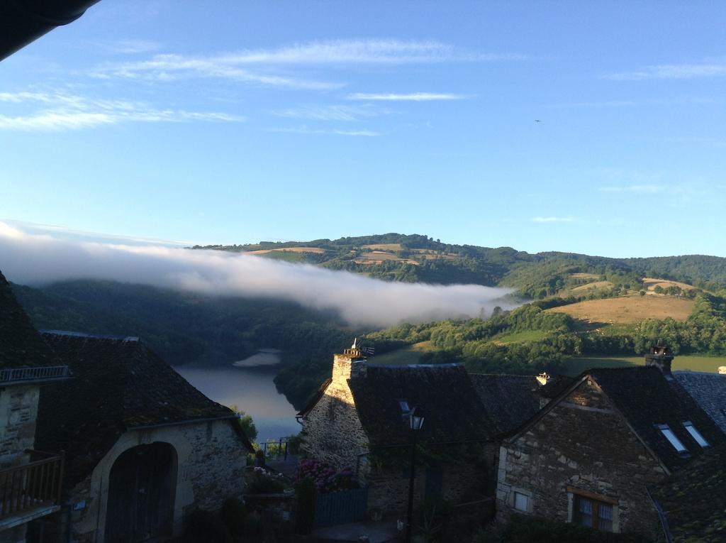 Les Hotes Du Lac, Chambres Et Tables D'Hotes Mandailles  Exterior foto
